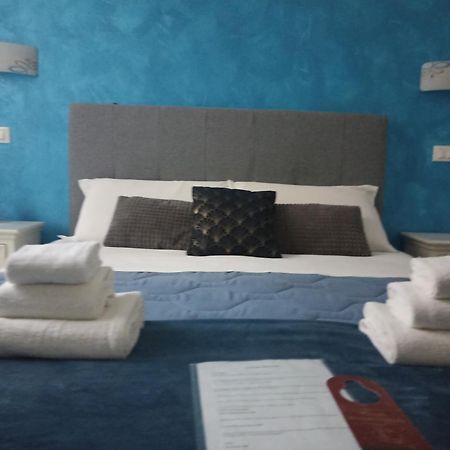 Ad Cavour Luxury Rooms - By Ad Roma Quarto foto