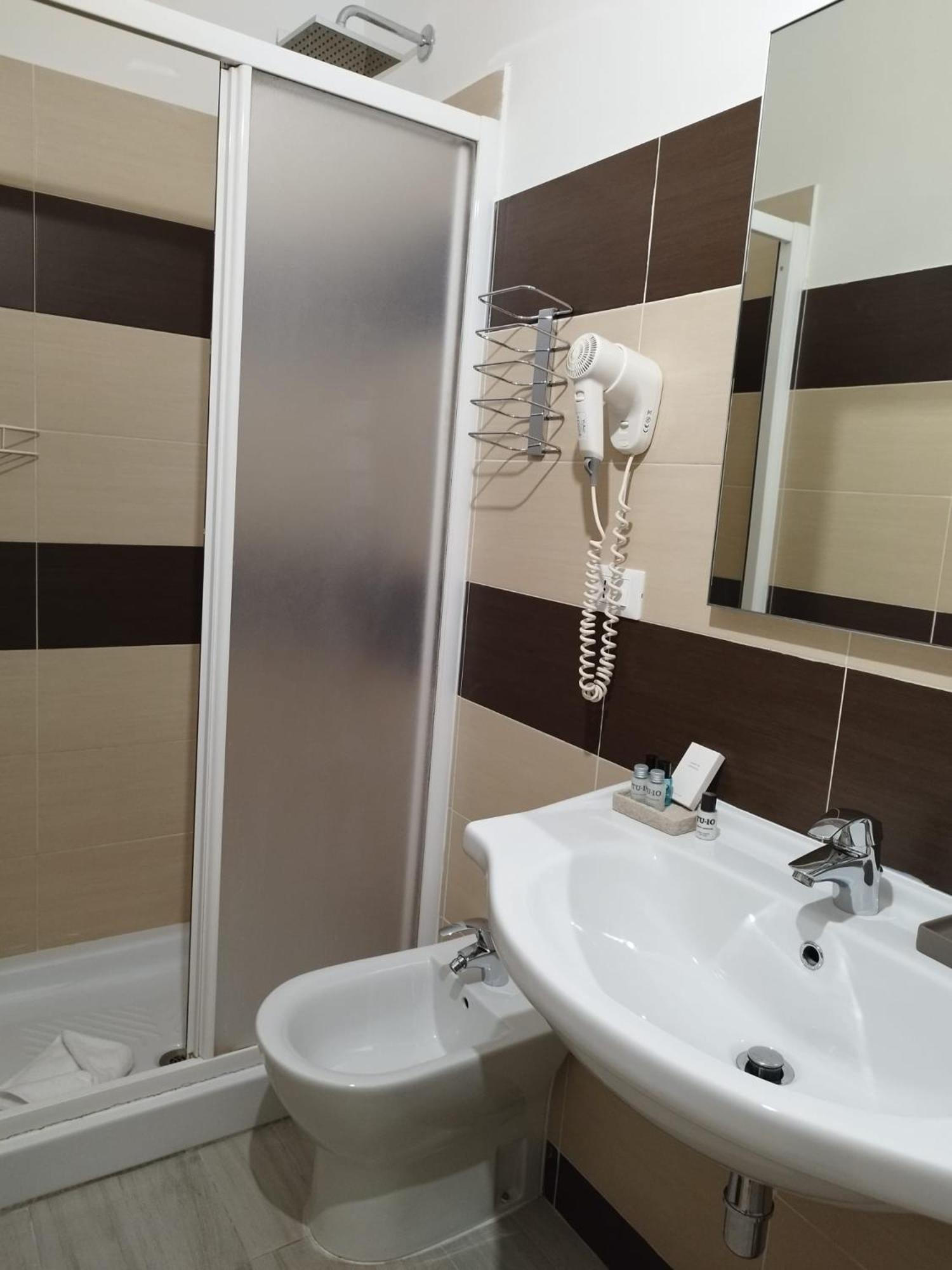 Ad Cavour Luxury Rooms - By Ad Roma Quarto foto