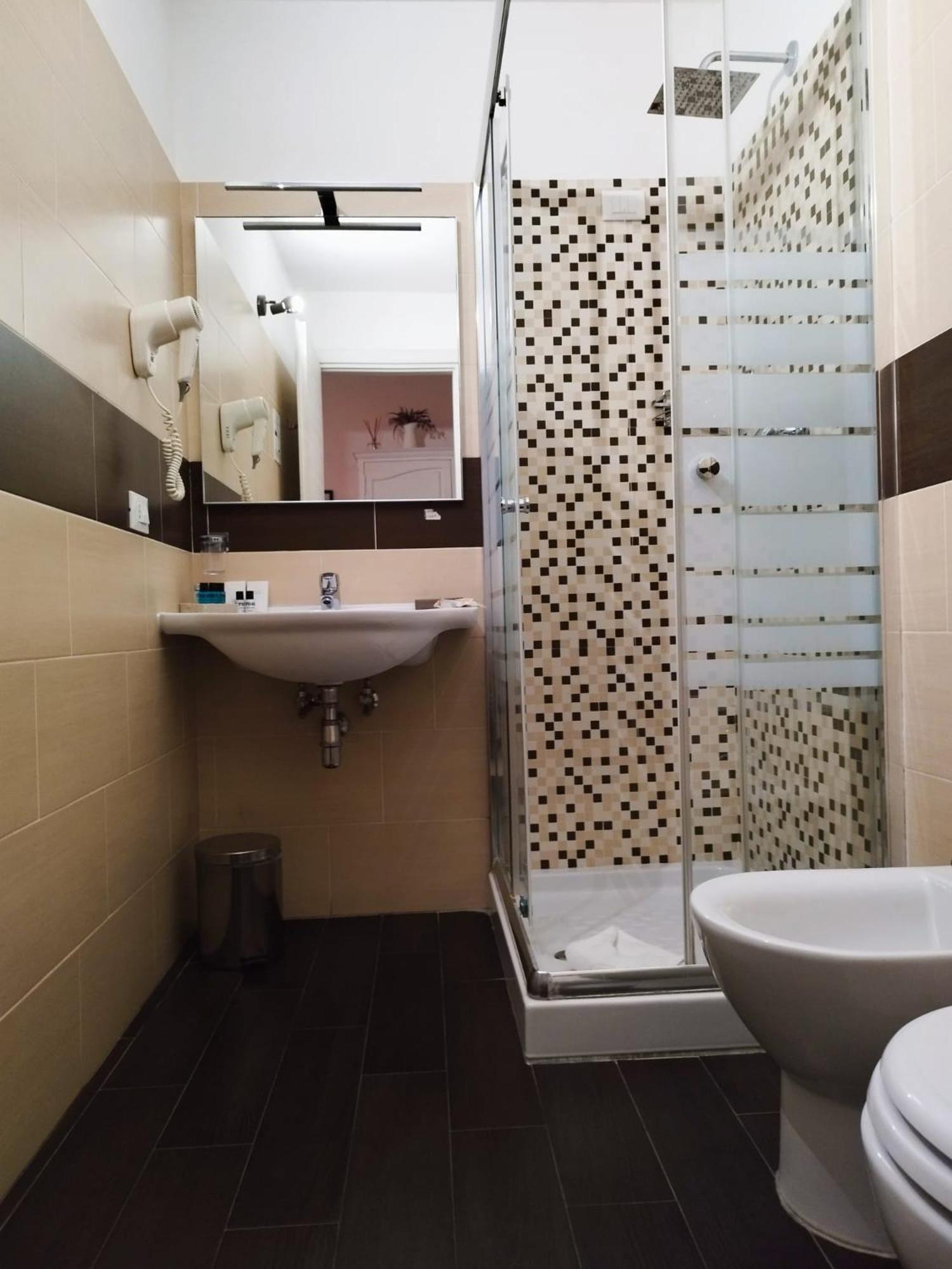 Ad Cavour Luxury Rooms - By Ad Roma Quarto foto