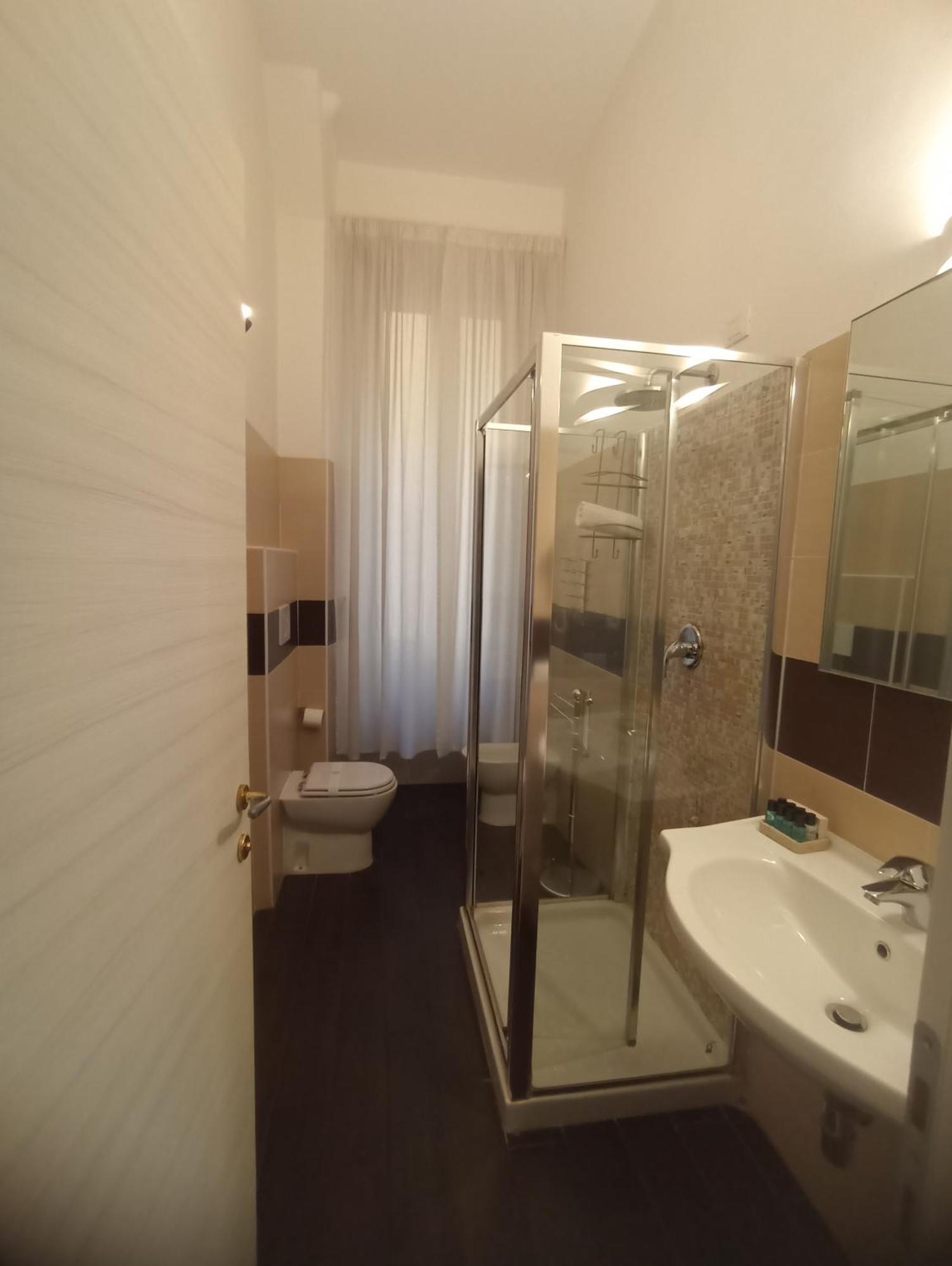 Ad Cavour Luxury Rooms - By Ad Roma Quarto foto